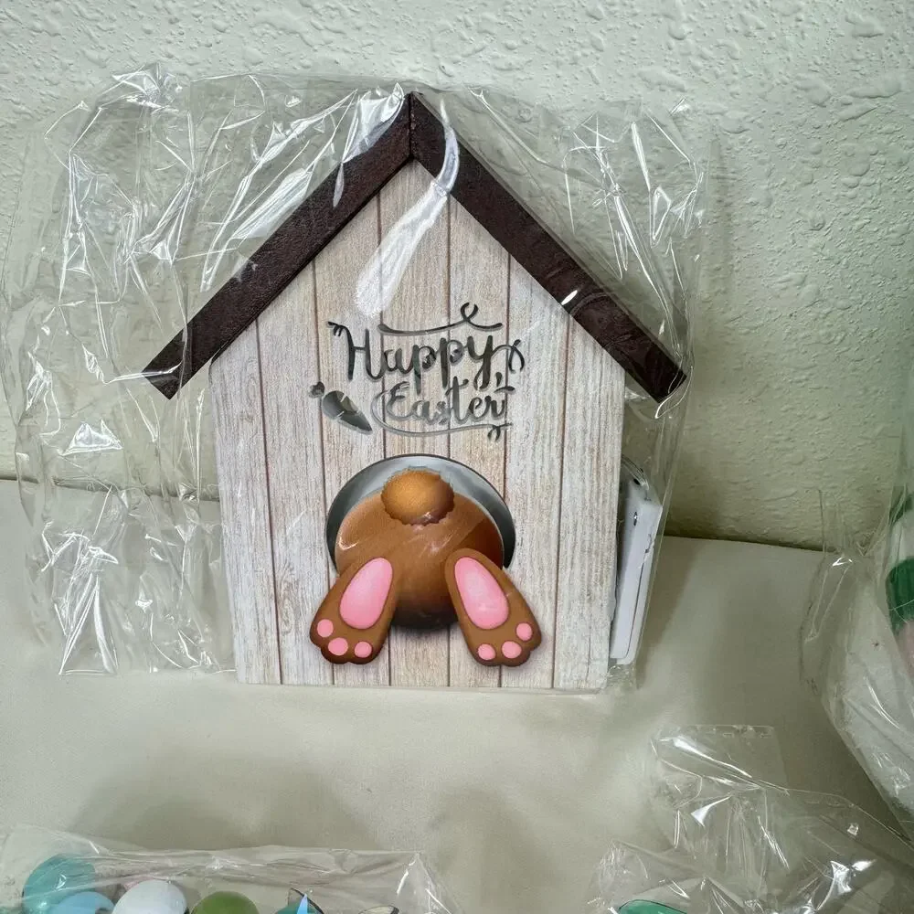 New In Box LED Light Up Easter Decor Bunny Gnome Plush‎ Beaded Garland Banner